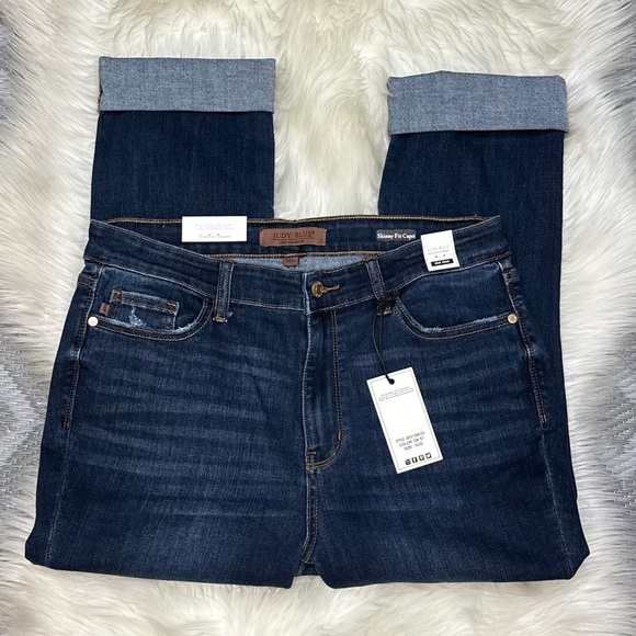 Judy Blue Mid-Rise Skinny Fit Capris NWT [M7] - Picture 3 of 10